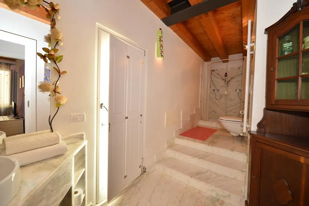 B&B Corte Barbieri Dolcè Bed & Breakfast